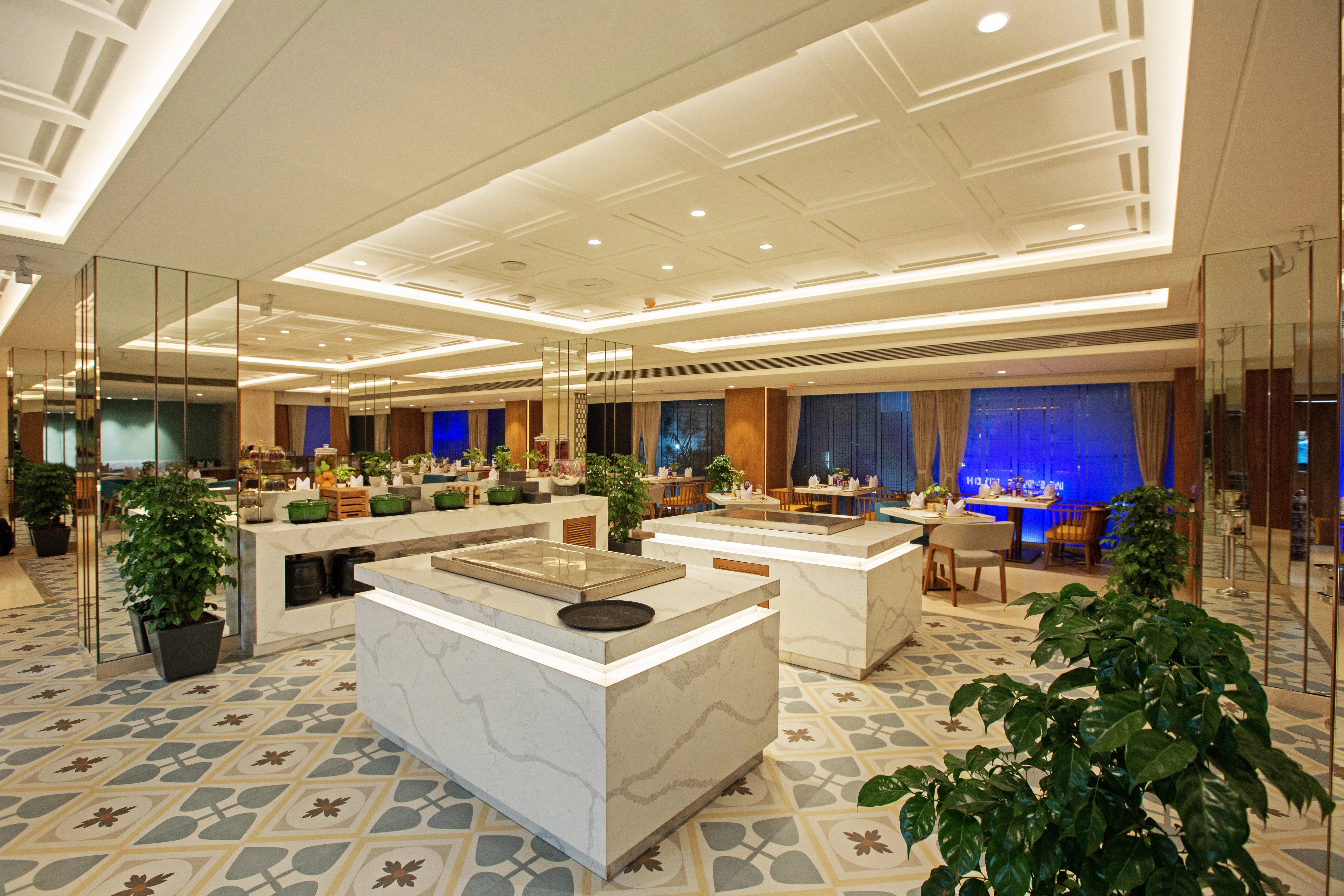 Luxury Hotel